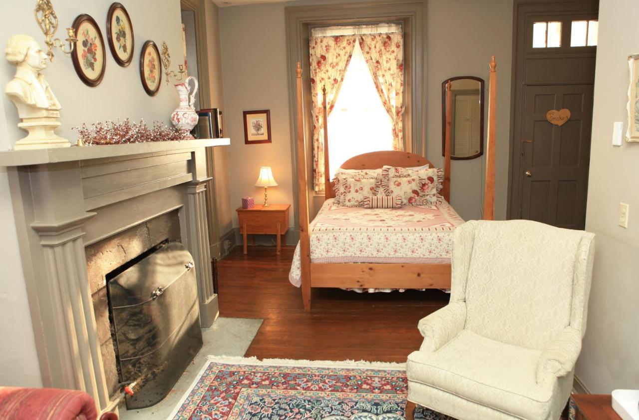 Lafayette Inn&Restaurant Stanardsville Zimmer foto